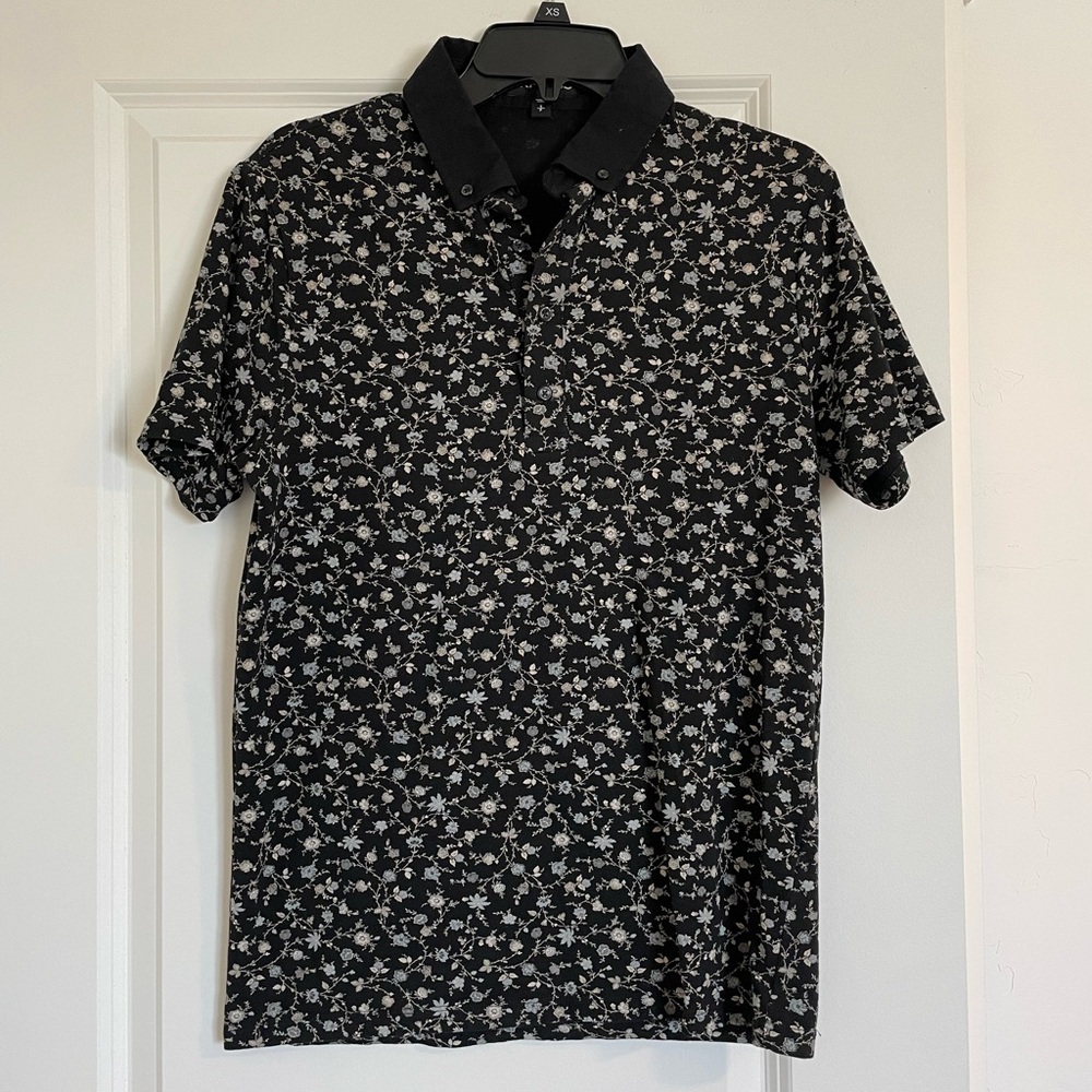 Floral top 🌸
